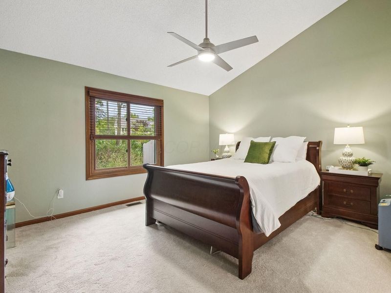 7992 Jaymes Street, Dublin, OH 43017 Photo 12