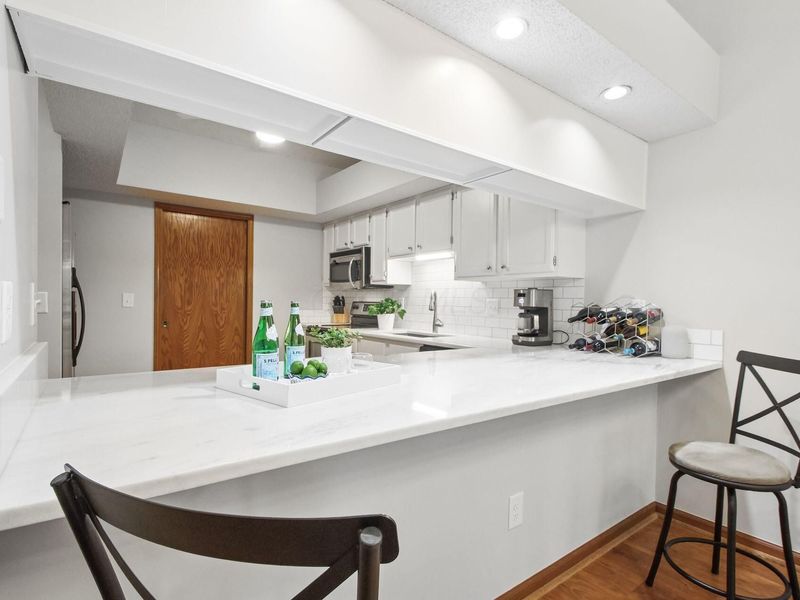7992 Jaymes Street, Dublin, OH 43017 Photo 7