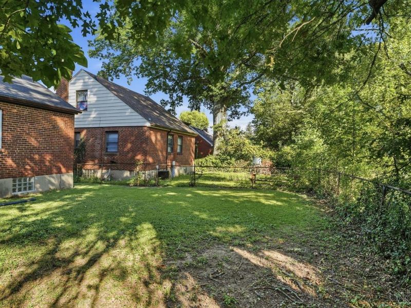 1127 W North Bend Dr, Cincinnati, OH 45224 Photo 52
