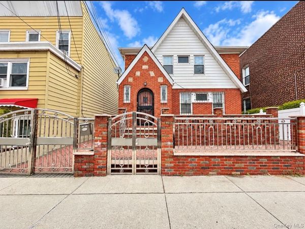 52-57 84th Street , Elmhurst, NY 11373