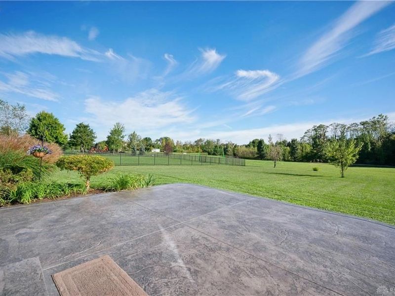 9756 Crooked Creek Drive, Centerville, OH 45458 Photo 21