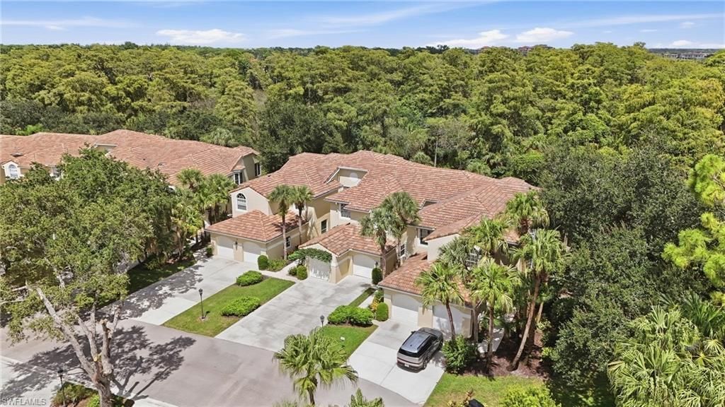 73 Silver Oaks Cir , Unit 10201, Naples, FL 34119 Photo