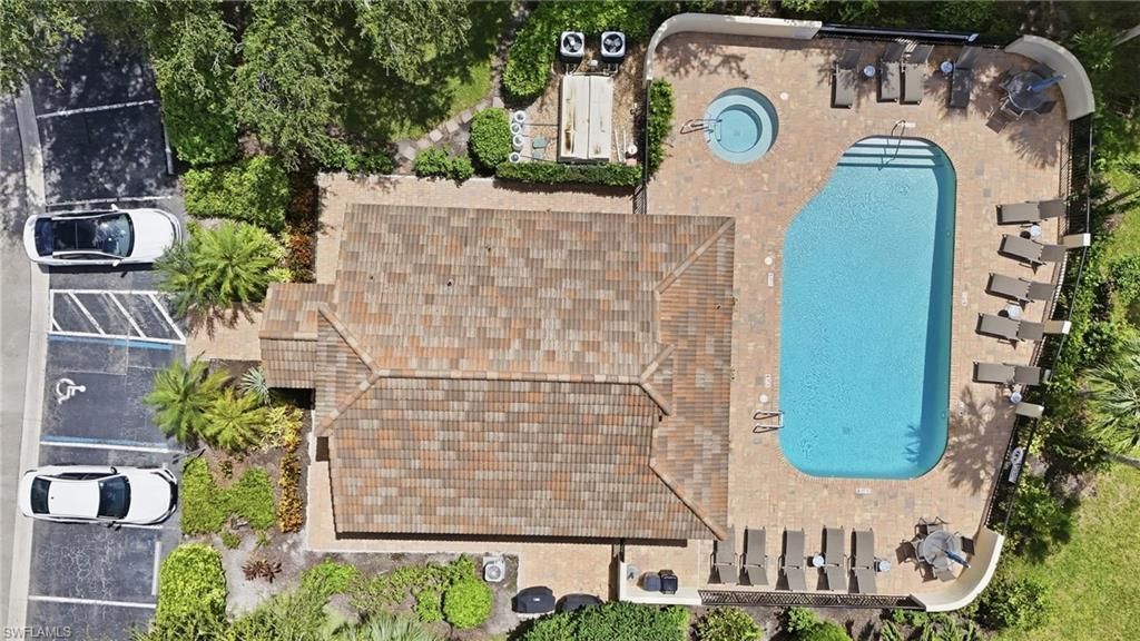 73 Silver Oaks Cir , Unit 10201, Naples, FL 34119 Photo