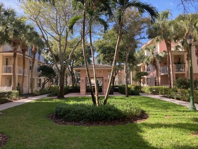 4903 Chancellor Drive, Unit 11, Jupiter, FL 33458 Photo