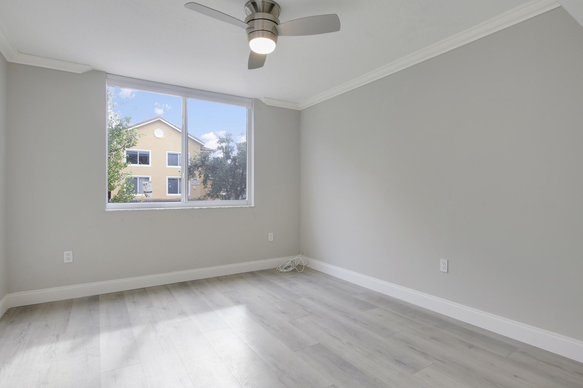 500 Scotia Drive, Unit 205, Hypoluxo, FL 33462 Photo