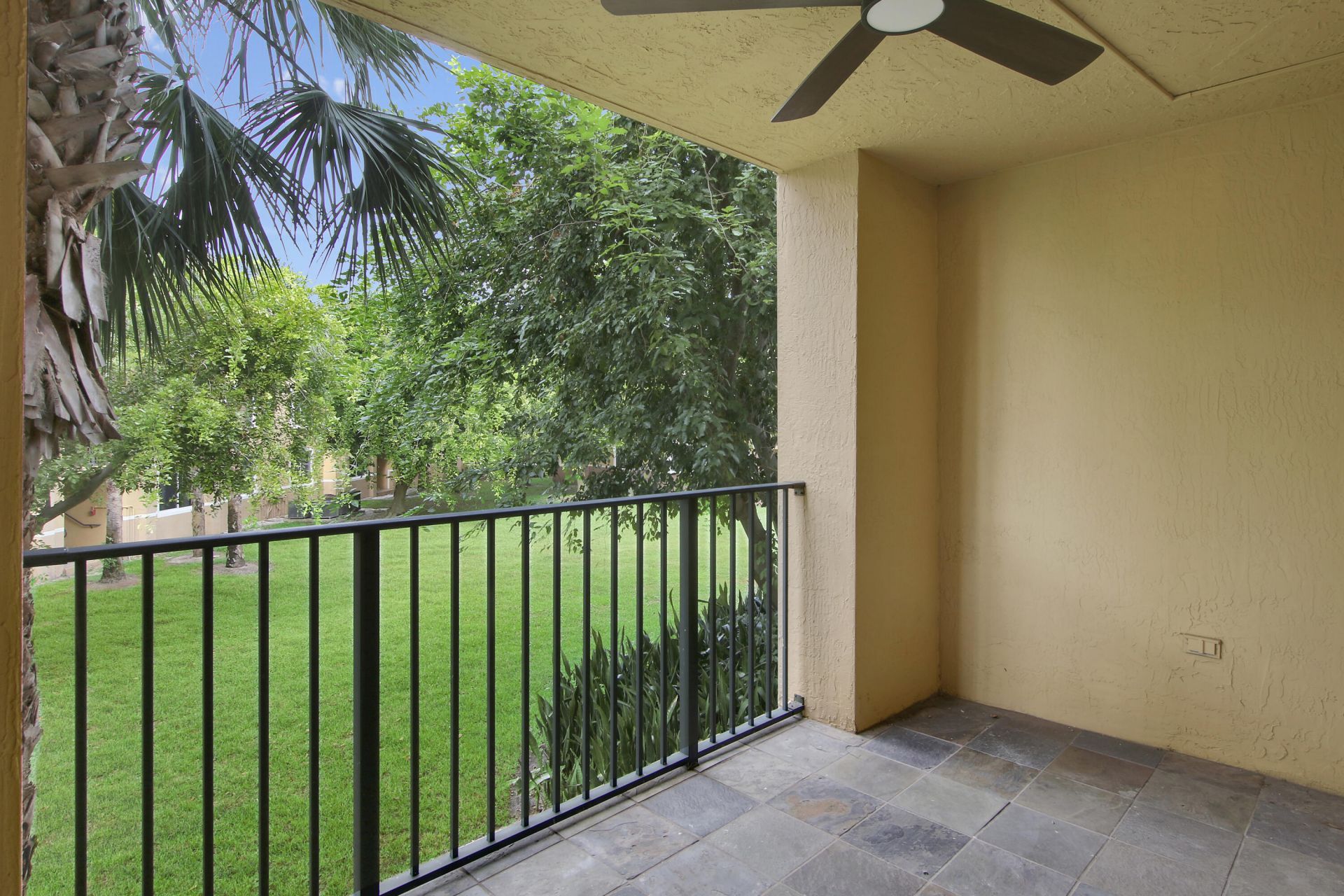 500 Scotia Drive, Unit 205, Hypoluxo, FL 33462 Photo