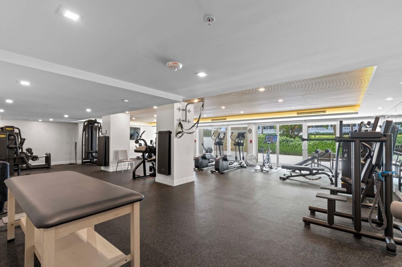 2600 S Ocean Boulevard, Unit 303W, Palm Beach, FL 33480 Photo