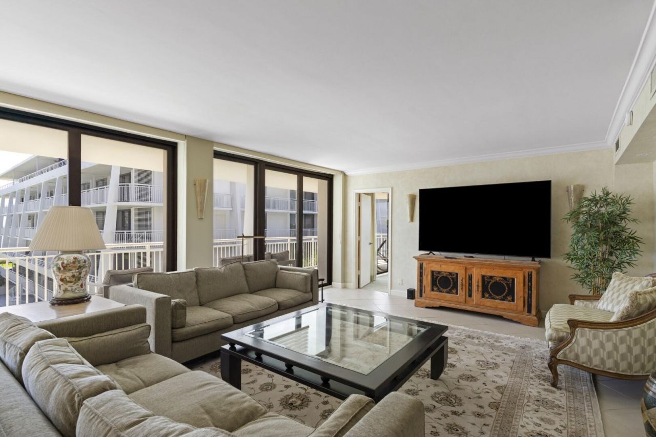 2600 S Ocean Boulevard, Unit 303W, Palm Beach, FL 33480 Photo