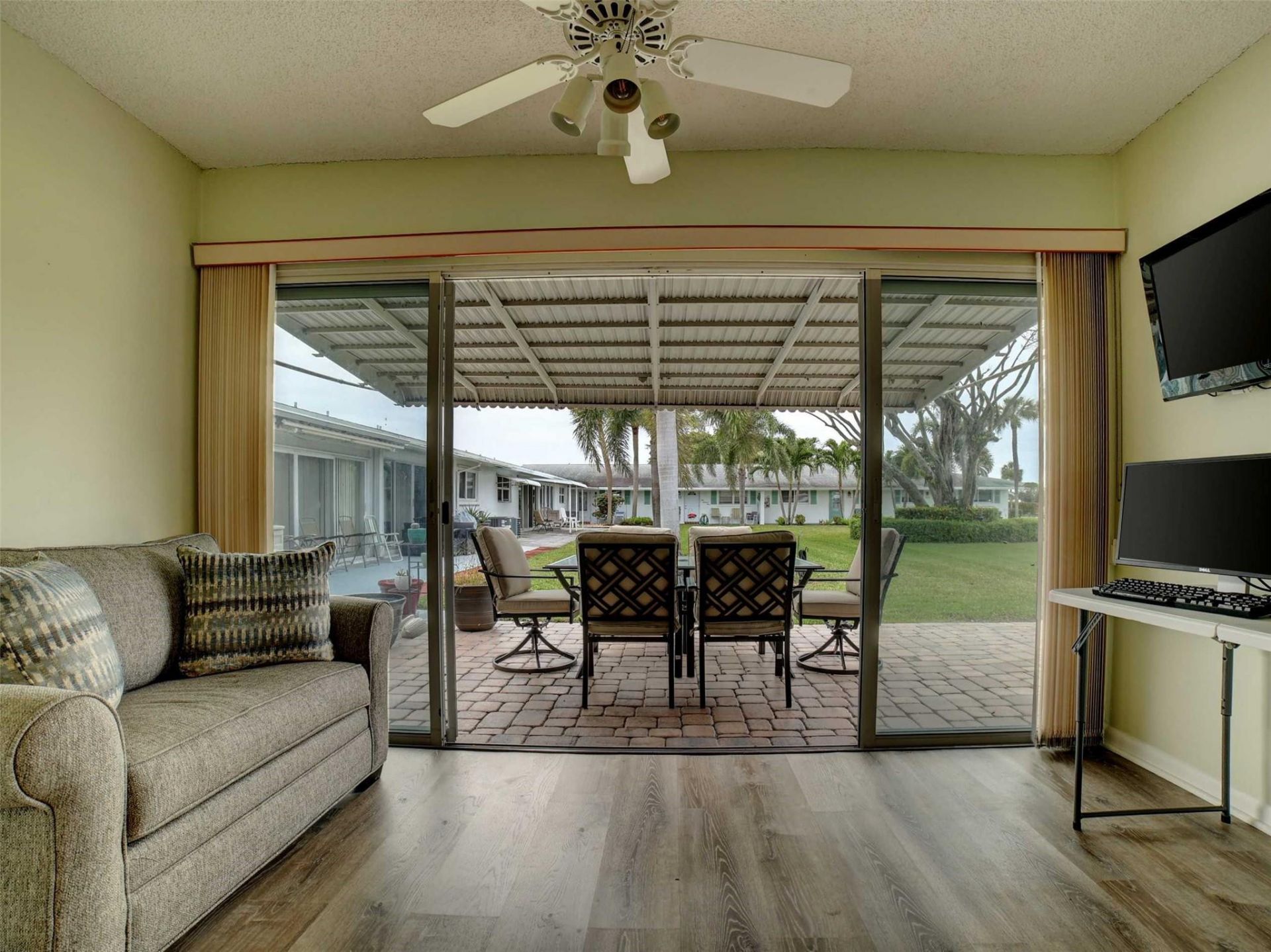 400 SW Golfview Terrace, Unit 111, Boynton Beach, FL 33426 Photo