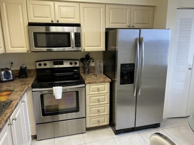 7076 Huntington Lane, Unit 805, Delray Beach, FL 33446 Photo