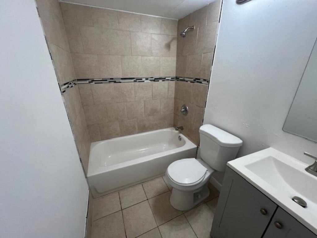 806 9th Street, Unit 43, West Palm Beach, FL 33401 Photo