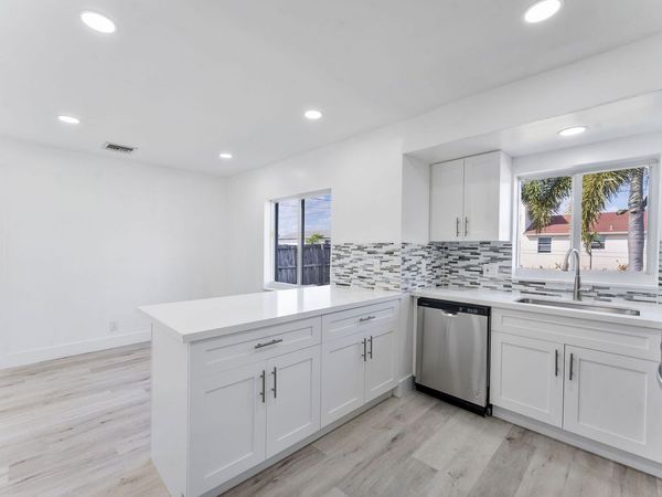 240 NW 5th Street, Deerfield Beach, FL 33441