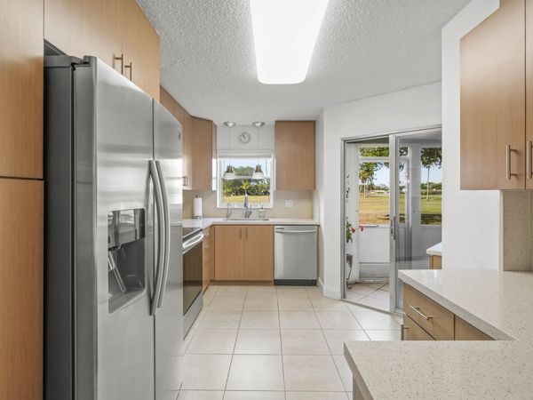 3871 VIA POINCIANA, Unit 104, Lake Worth, FL 33467