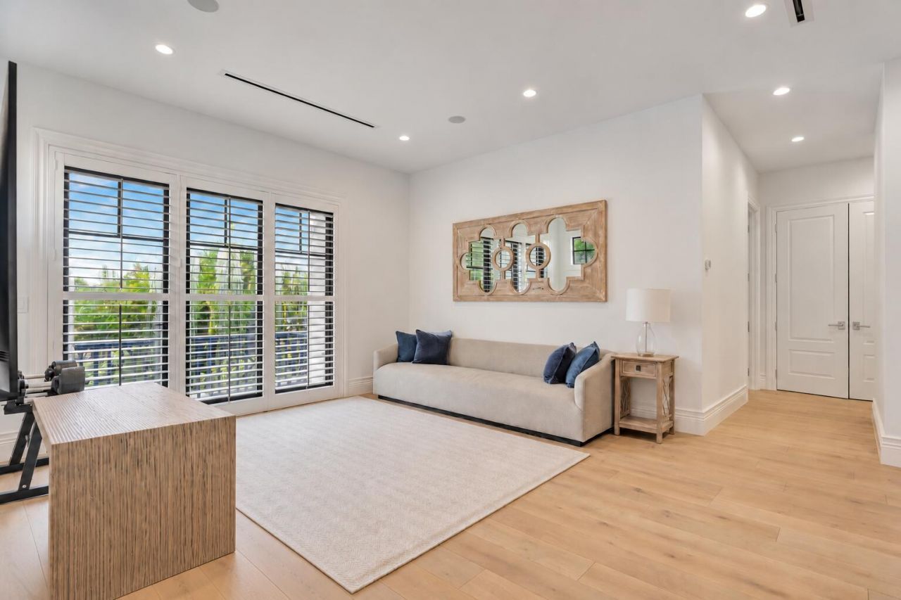 332 Potter Road, West Palm Beach, FL 33405 Photo