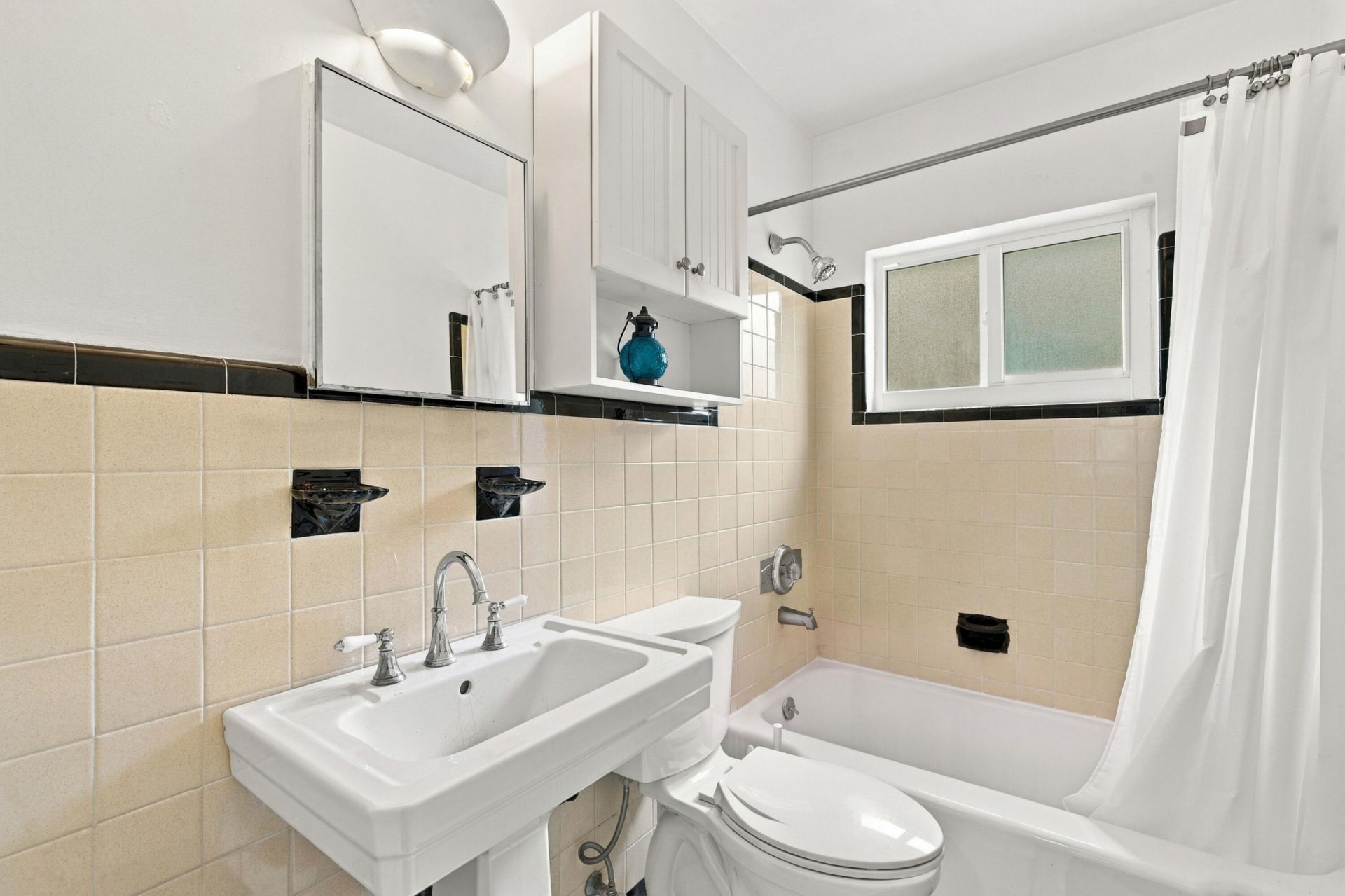 330 Cornell Drive, Lake Worth Beach, FL 33460 Photo