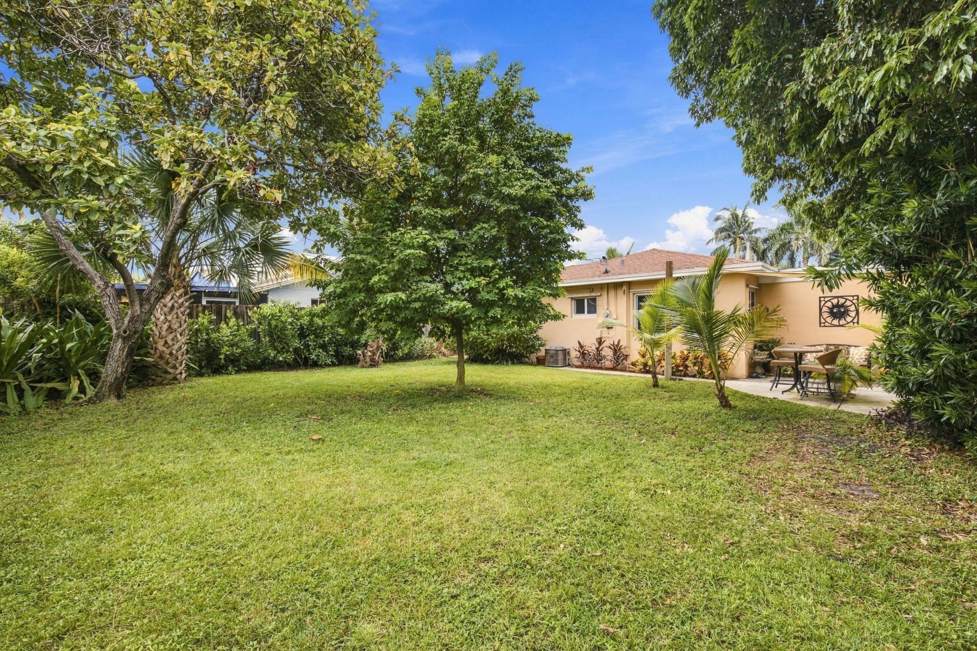 330 Cornell Drive, Lake Worth Beach, FL 33460 Photo