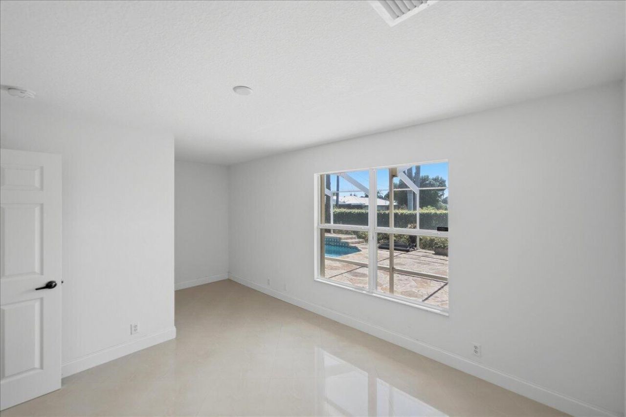 2042 SE Westmoreland Boulevard, Port Saint Lucie, FL 34952 Photo