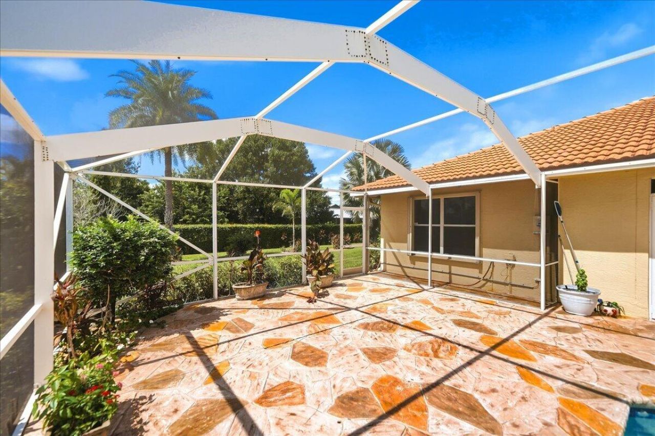 2042 SE Westmoreland Boulevard, Port Saint Lucie, FL 34952 Photo