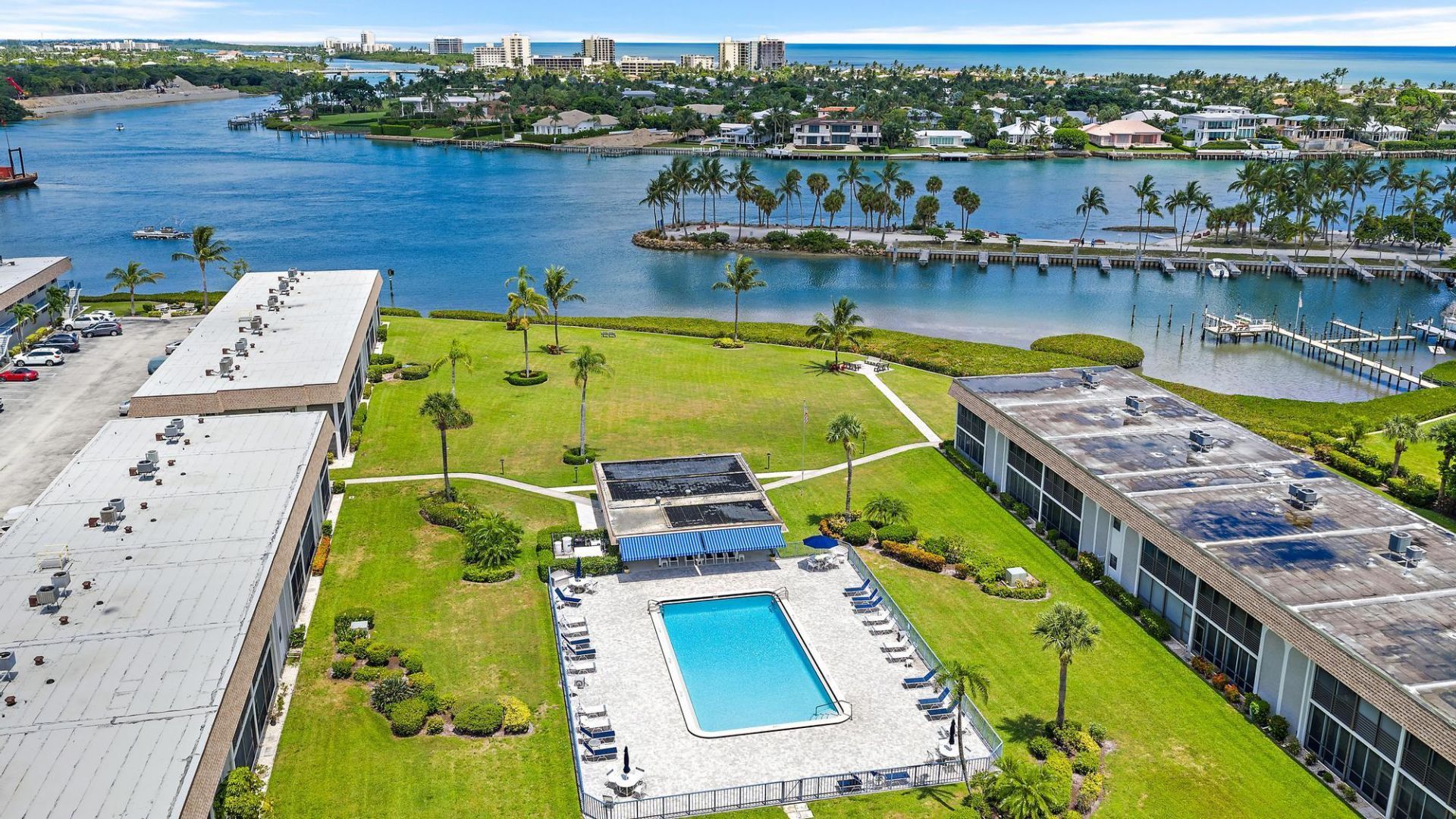 755 Saturn Street, Unit E203, Jupiter, FL 33477 Photo