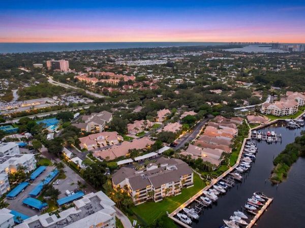 526 OAK HARBOUR Drive, Unit 526, Juno Beach, FL 33408