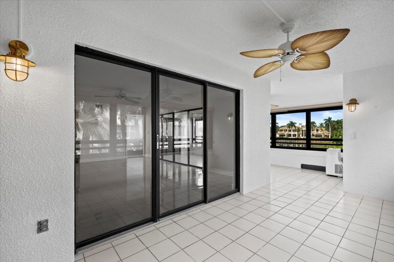 526 Oak Harbour Drive, Unit 526, Juno Beach, FL 33408 Photo