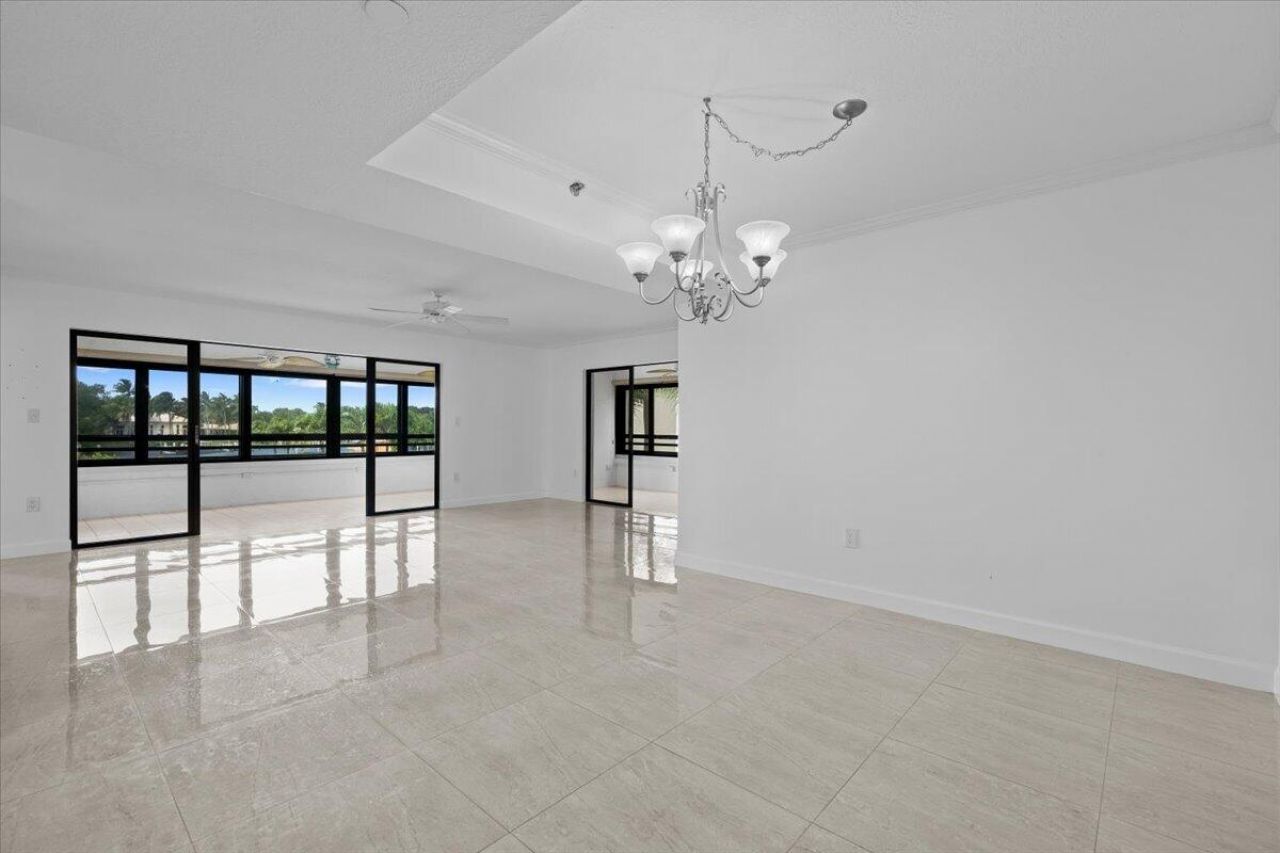 526 Oak Harbour Drive, Unit 526, Juno Beach, FL 33408 Photo