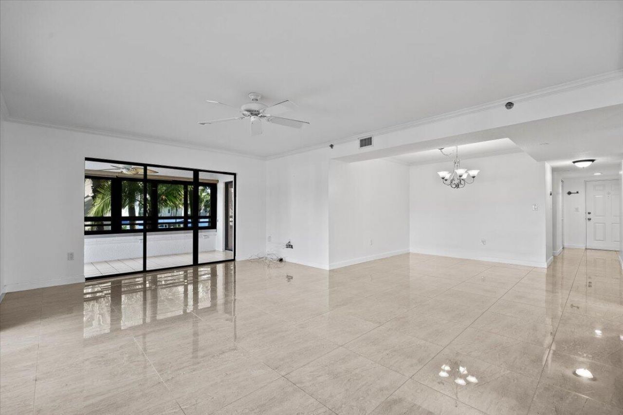 526 Oak Harbour Drive, Unit 526, Juno Beach, FL 33408 Photo