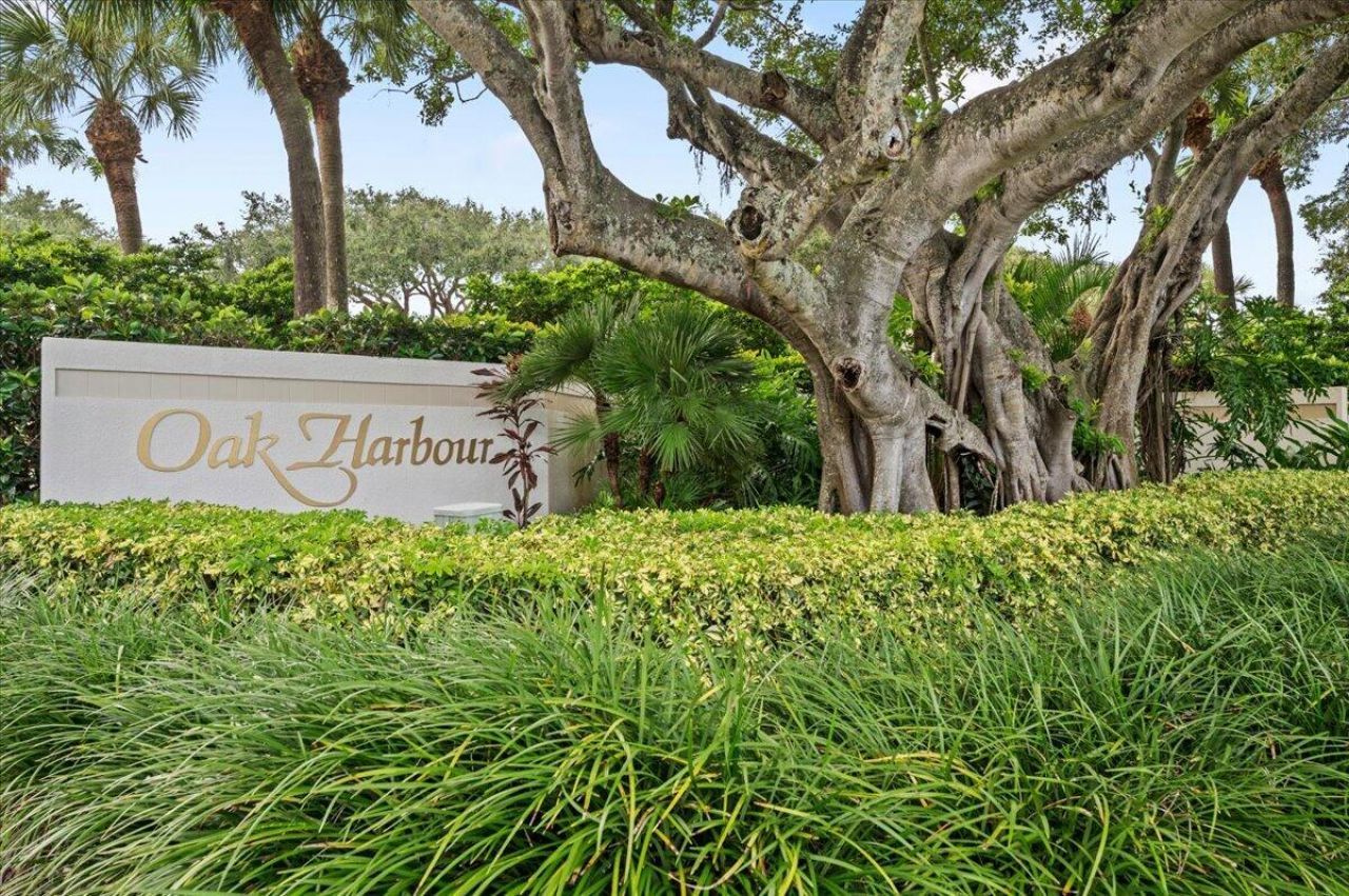 526 Oak Harbour Drive, Unit 526, Juno Beach, FL 33408 Photo