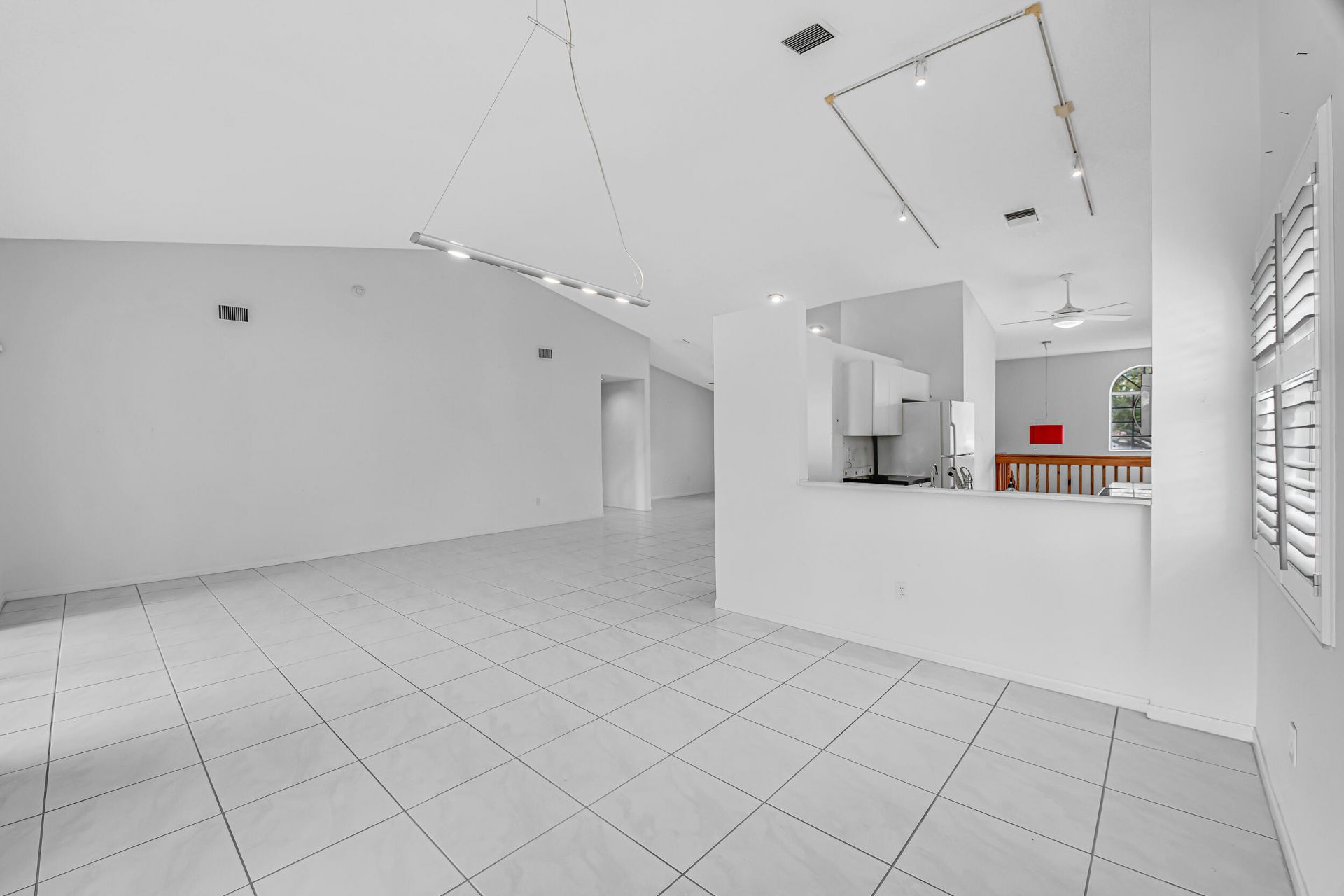 7857 Whispering Palms Drive, Unit 201, Boynton Beach, FL 33437 Photo