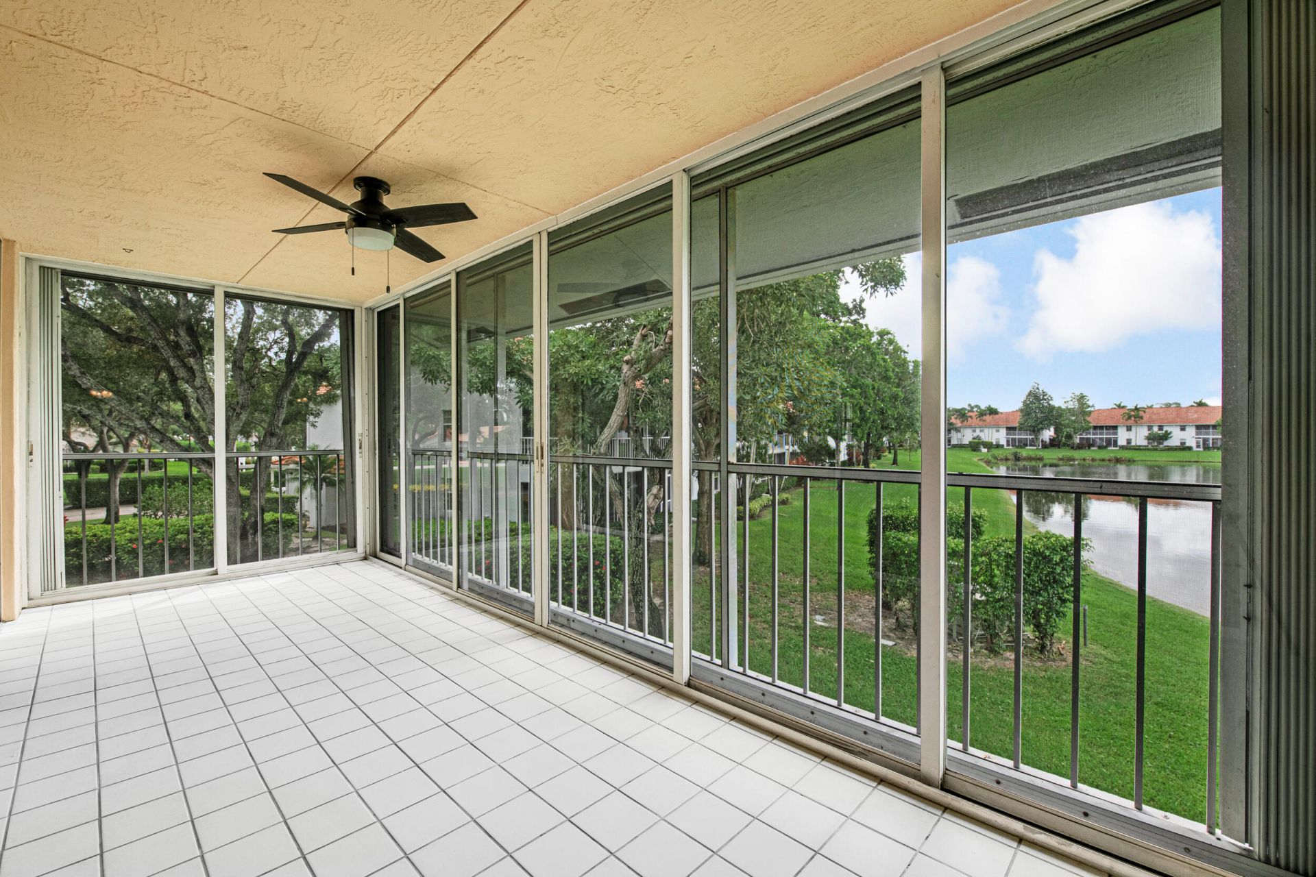 7857 Whispering Palms Drive, Unit 201, Boynton Beach, FL 33437 Photo