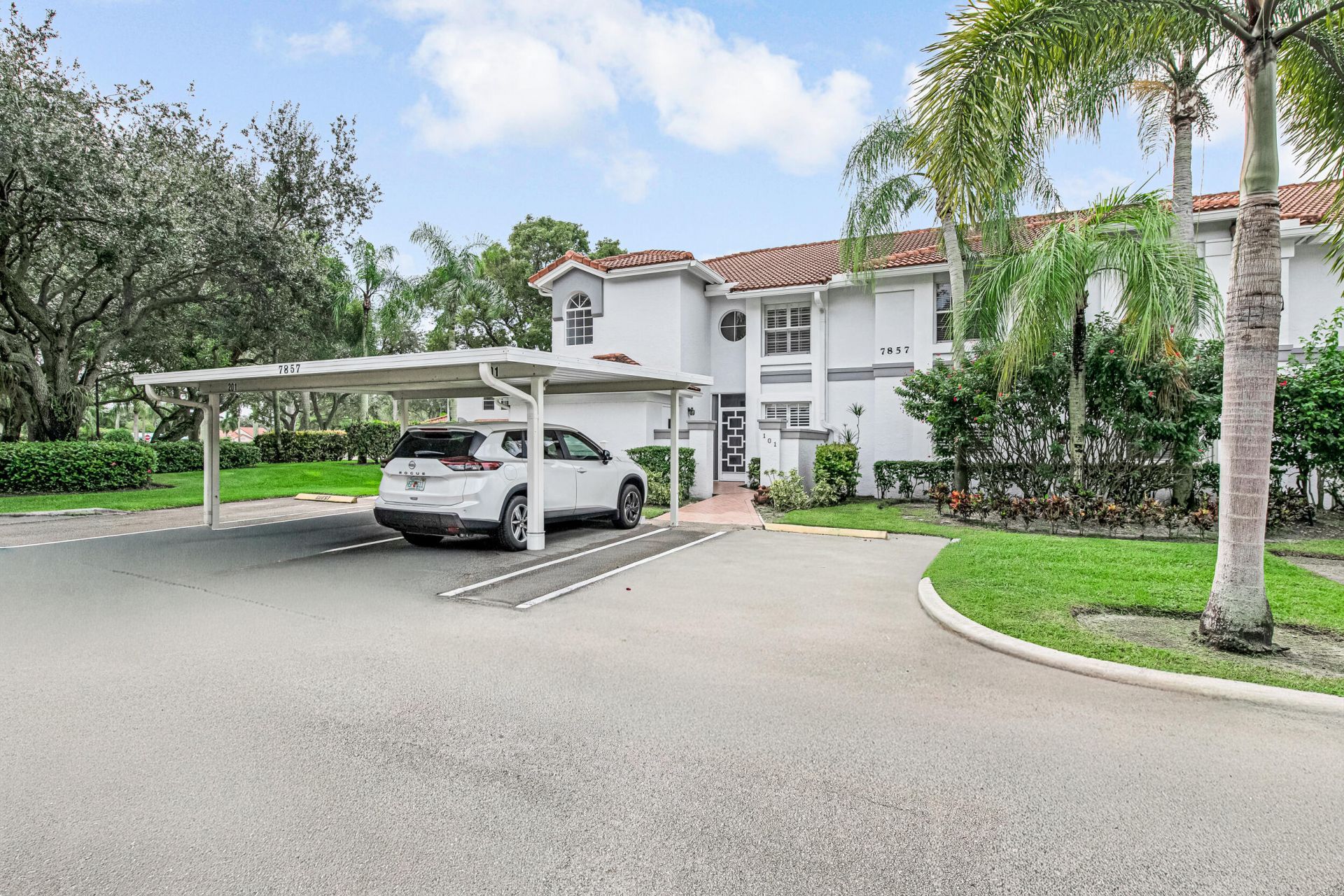7857 Whispering Palms Drive, Unit 201, Boynton Beach, FL 33437 Photo