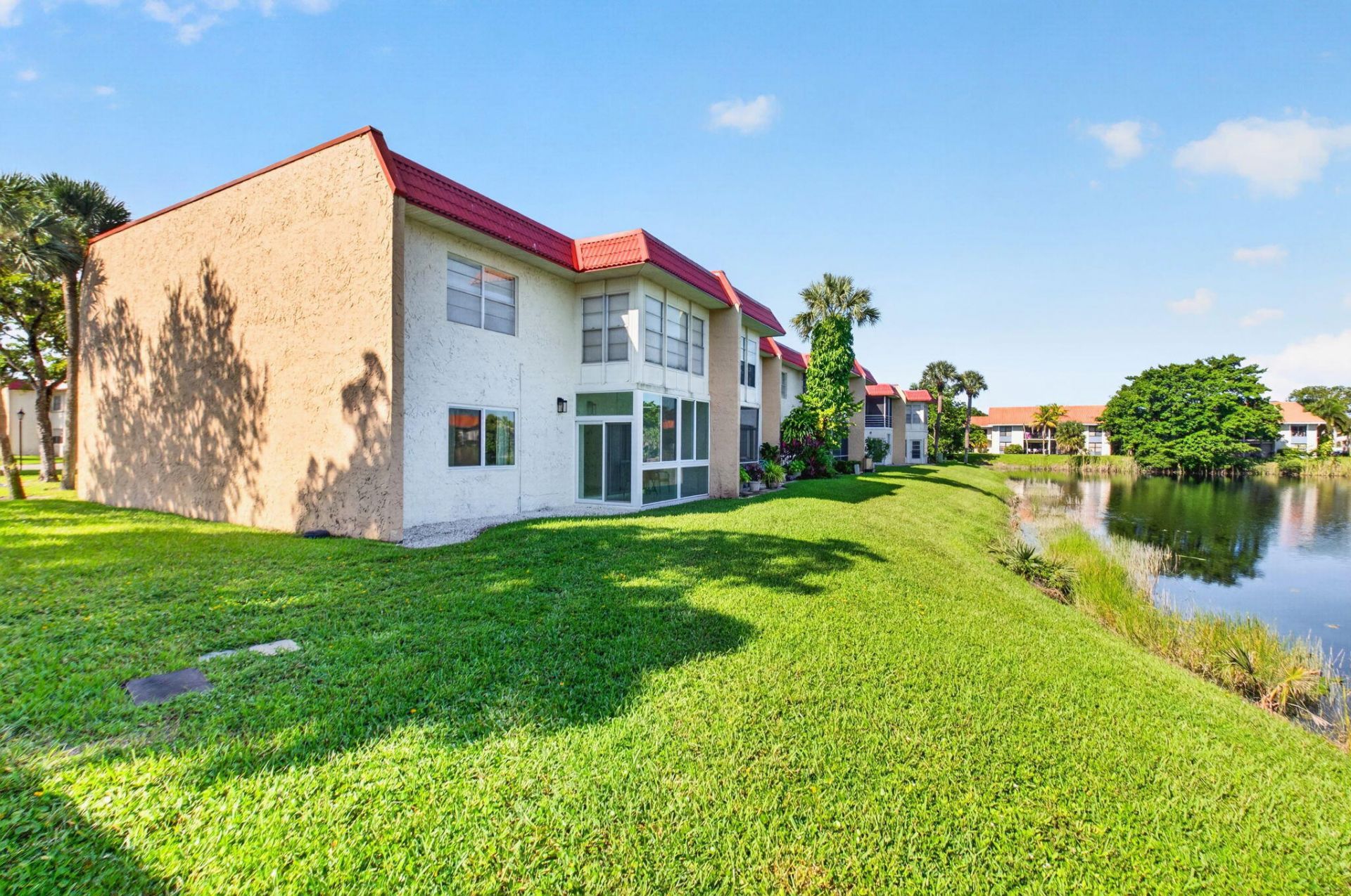 163 Lake Evelyn Drive, West Palm Beach, FL 33411 Photo