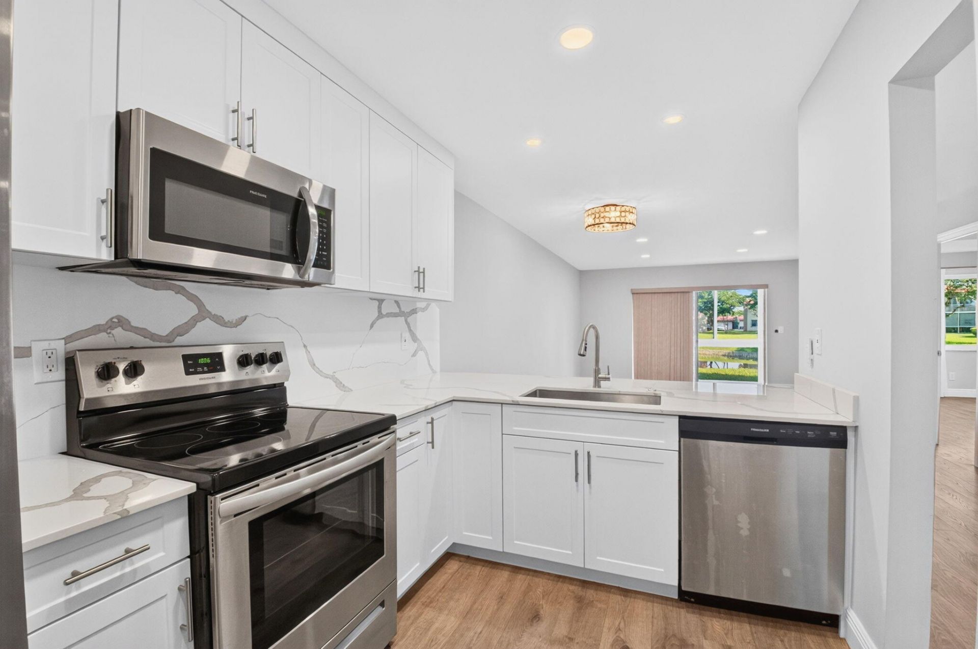 163 Lake Evelyn Drive, West Palm Beach, FL 33411 Photo