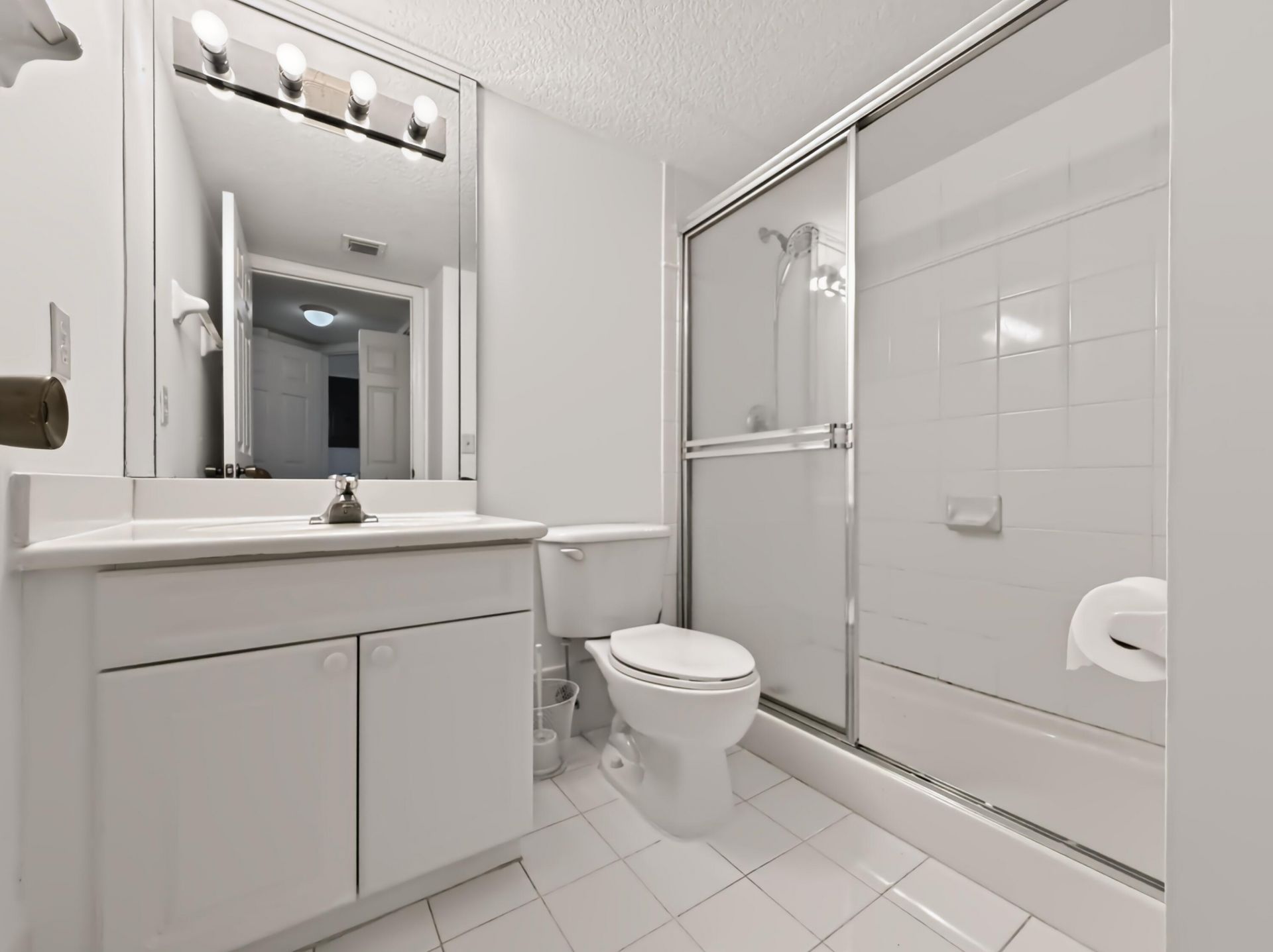 680 NW 79th Terrace, Pembroke Pines, FL 33024 Photo