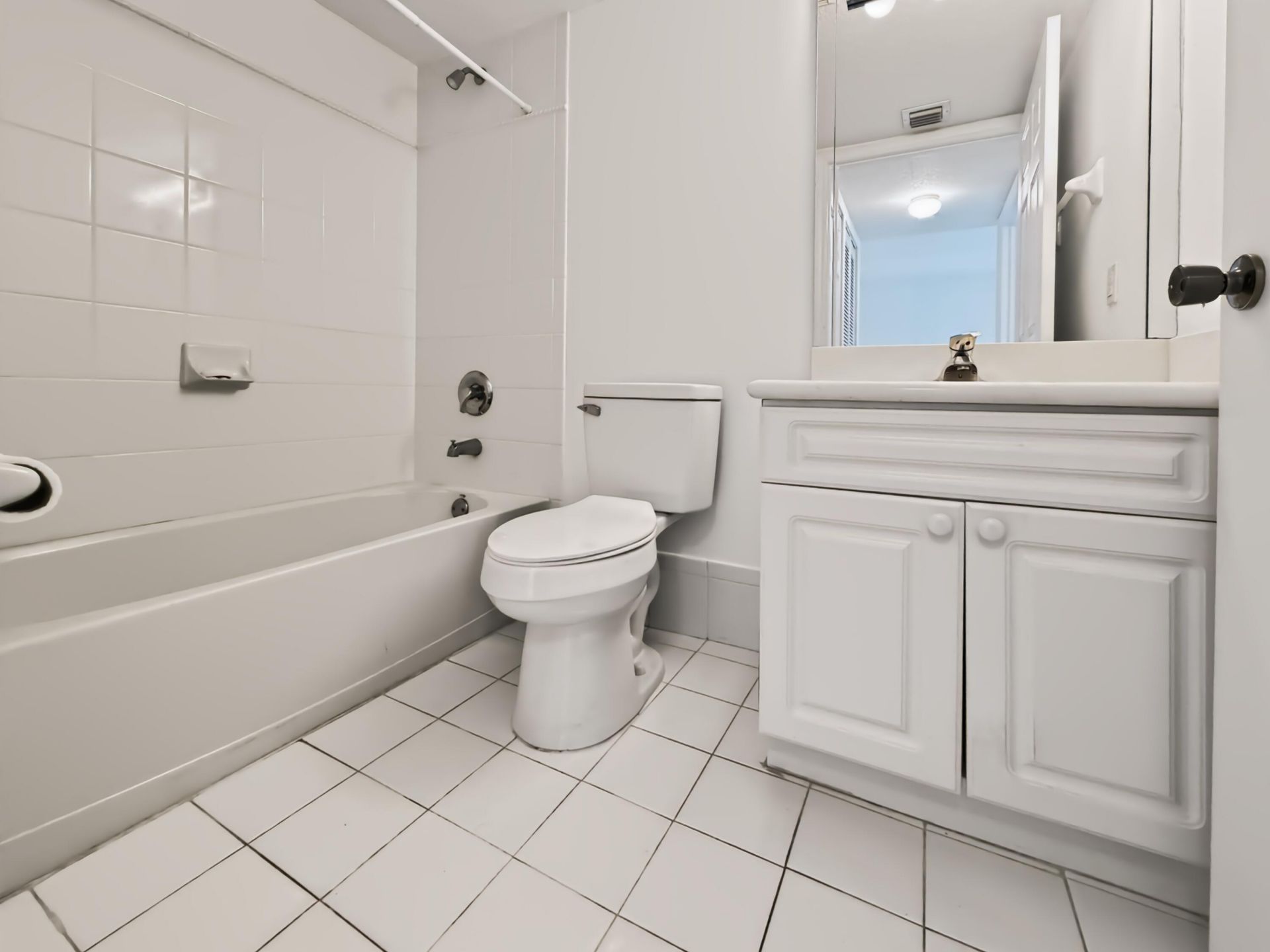 680 NW 79th Terrace, Pembroke Pines, FL 33024 Photo