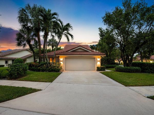 2890 ANTIETAM Lane, West Palm Beach, FL 33409