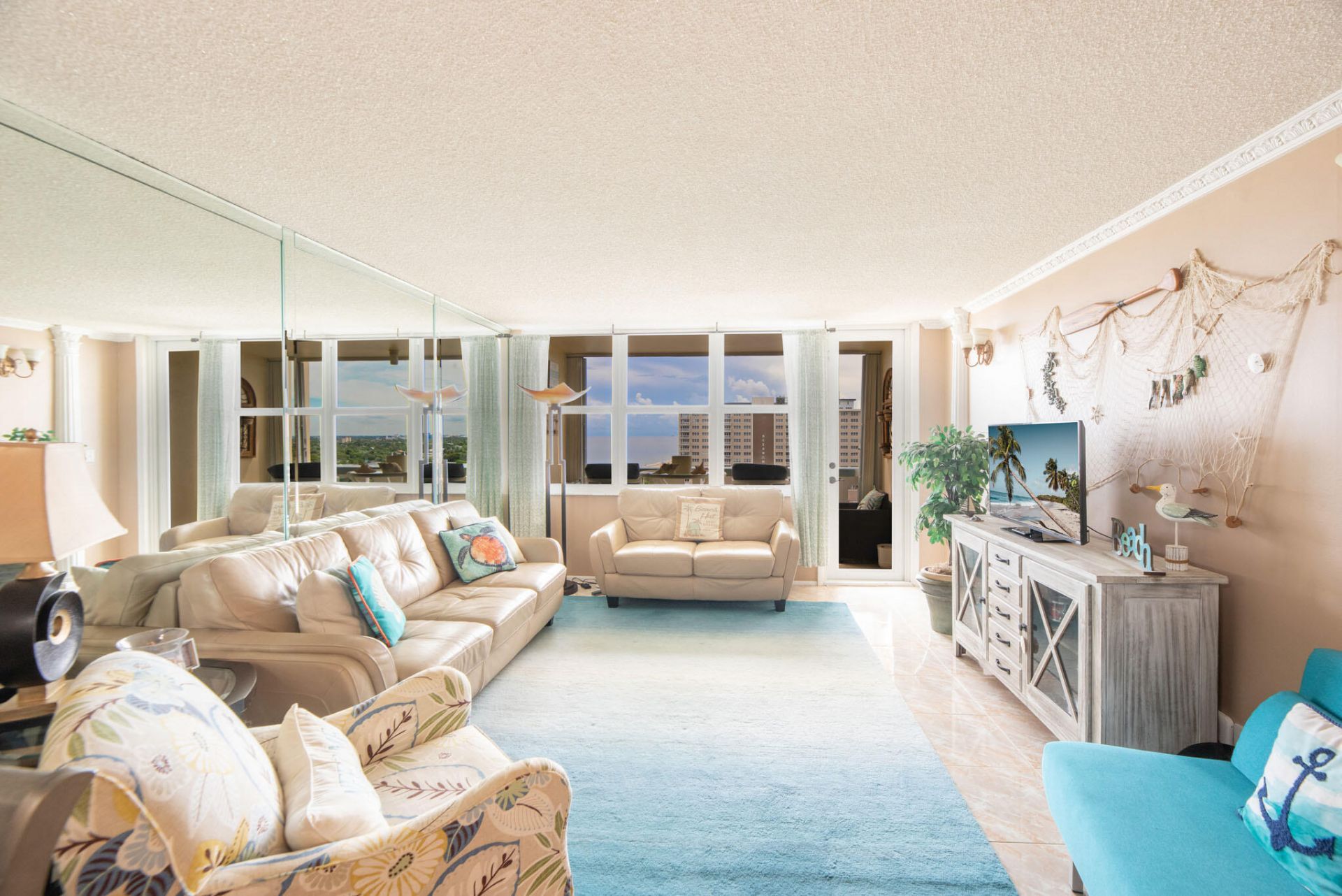 305 N Pompano Beach Boulevard, Unit 1404, Pompano Beach, FL 33062 Photo