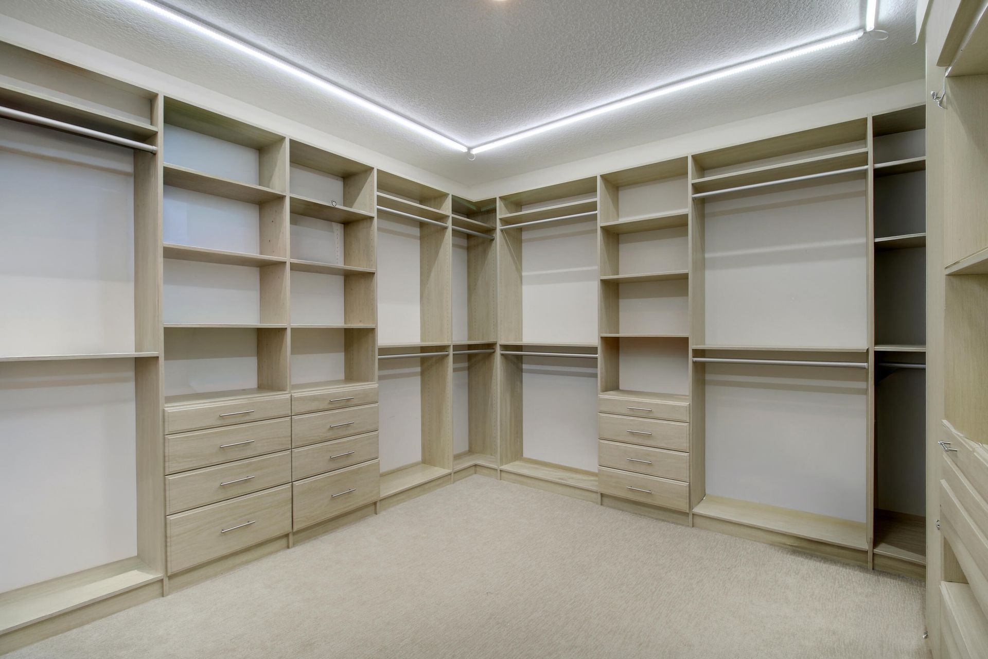 2475 NE Evinrude Circle, Jensen Beach, FL 34957 Photo