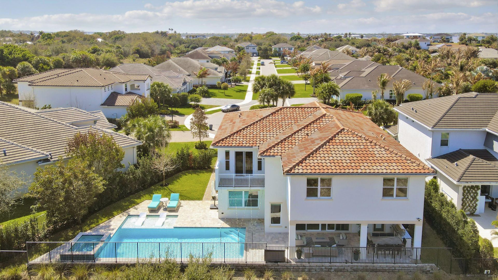 2475 NE Evinrude Circle, Jensen Beach, FL 34957 Photo