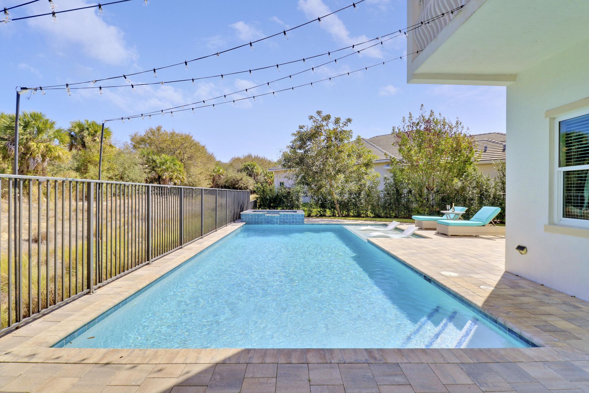 2475 NE Evinrude Circle, Jensen Beach, FL 34957 Photo