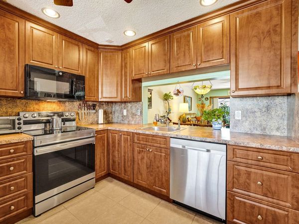 10772 NW 11TH Street, Pembroke Pines, FL 33026