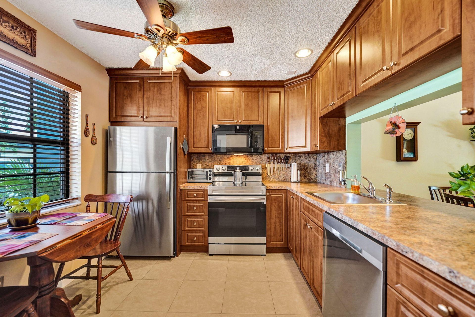 10772 NW 11th Street, Pembroke Pines, FL 33026 Photo