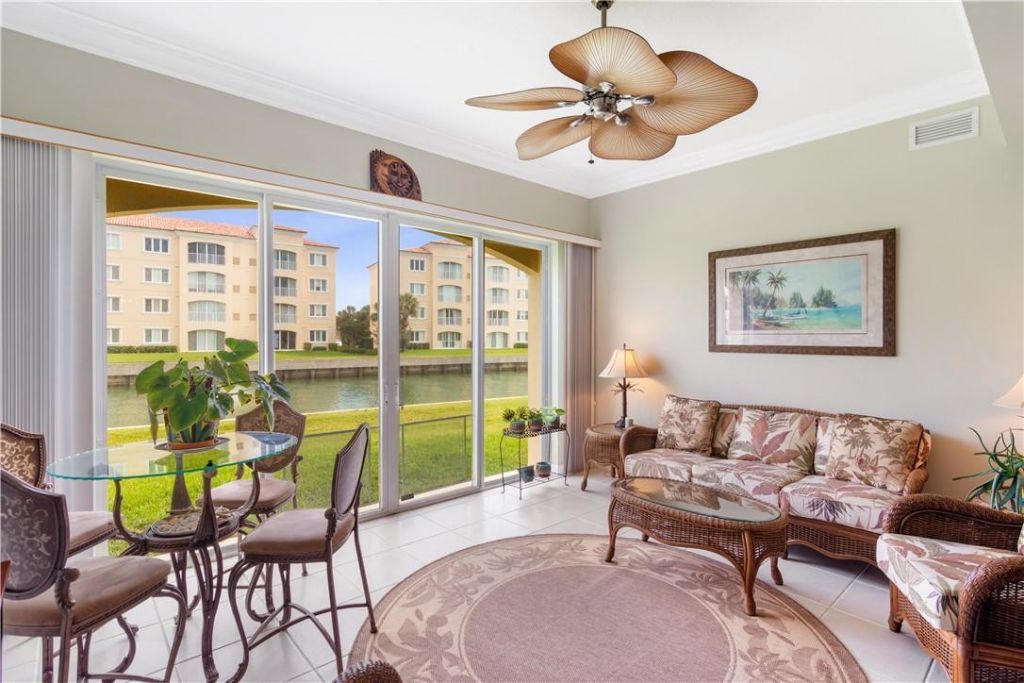 19 Harbour Isle Drive W, Unit 106, Fort Pierce, FL 34949 Photo