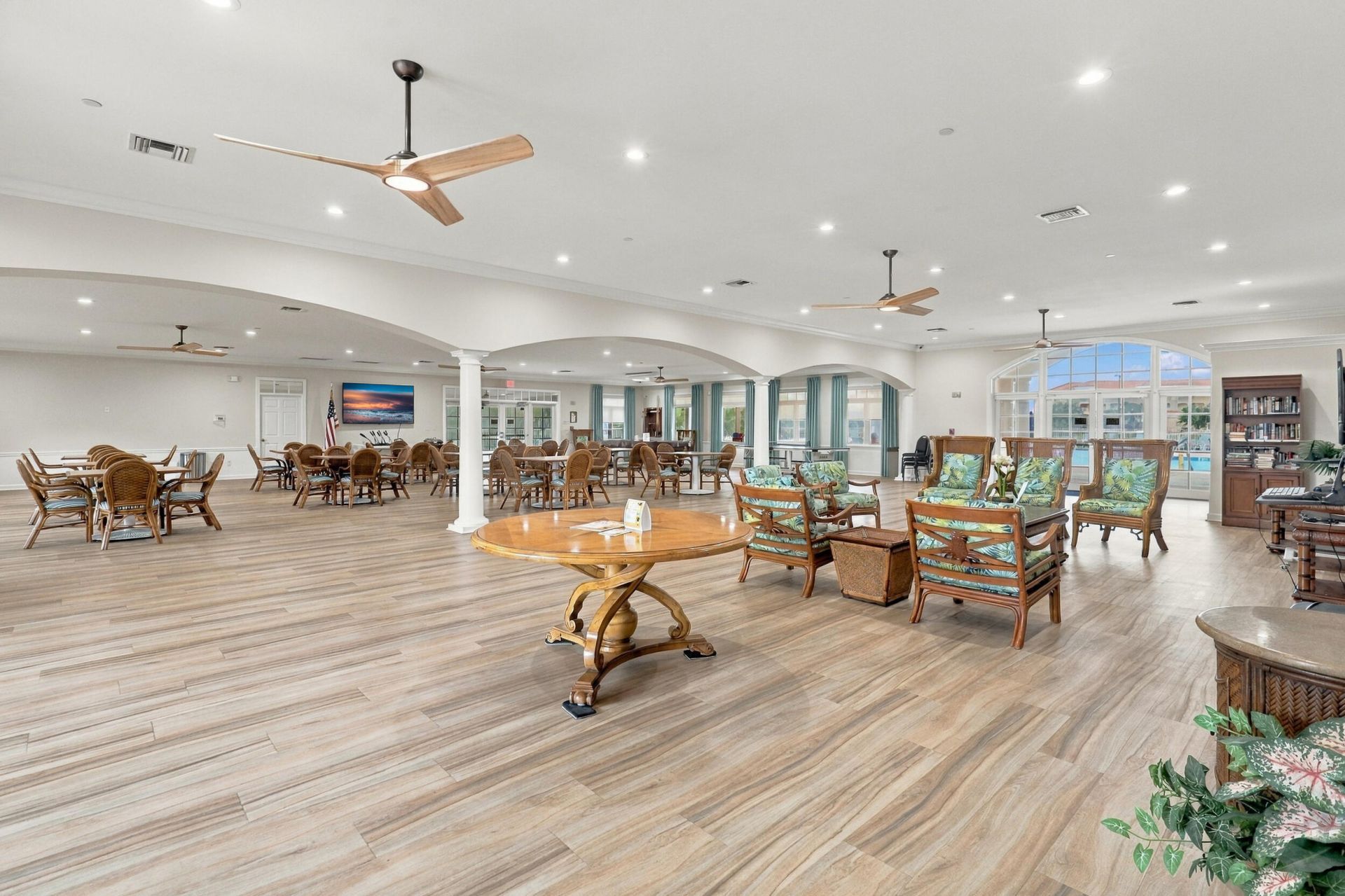 19 Harbour Isle Drive W, Unit 106, Fort Pierce, FL 34949 Photo