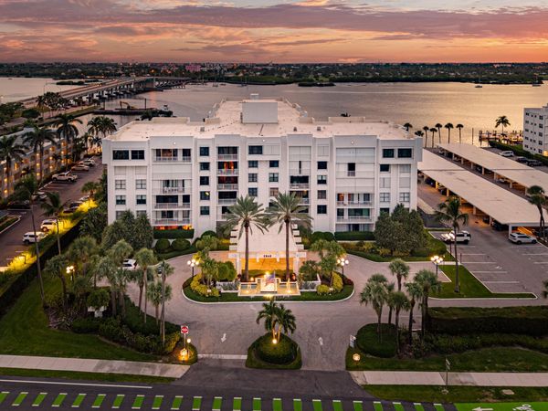 2860 S Ocean Boulevard, Unit 512, Palm Beach, FL 33480