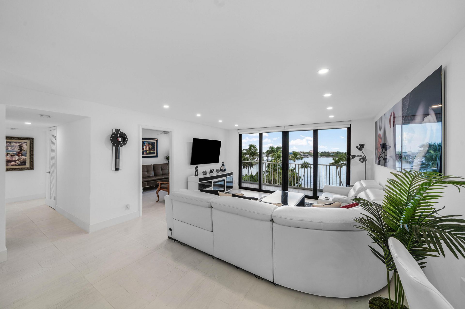 2860 S Ocean Boulevard, Unit 512, Palm Beach, FL 33480 Photo