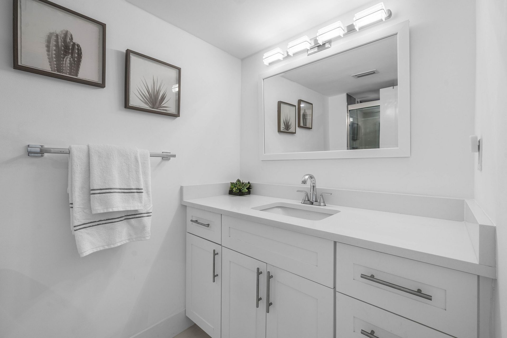 2860 S Ocean Boulevard, Unit 512, Palm Beach, FL 33480 Photo