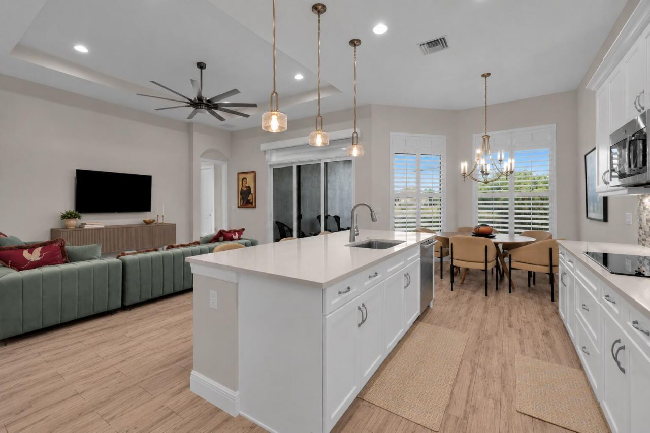 8822 SW Montova Way, Port Saint Lucie, FL 34987 Photo