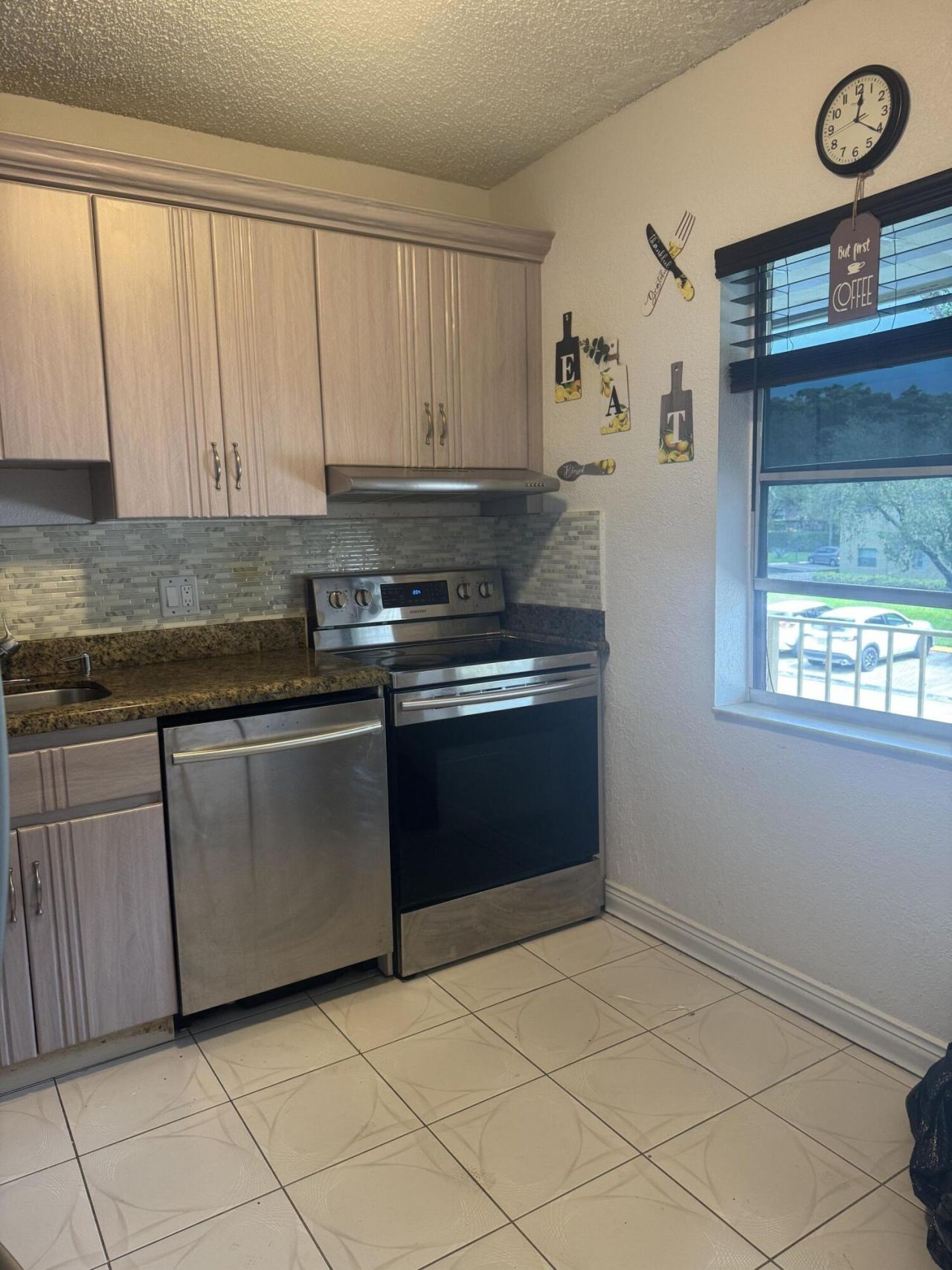 101 NW 76TH Avenue Margate, FL 33063