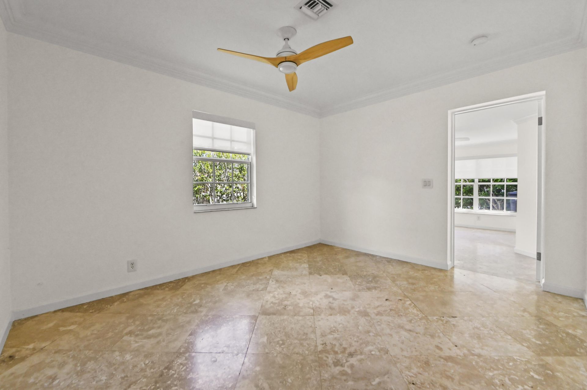 284 Lytton Court, West Palm Beach, FL 33405 Photo